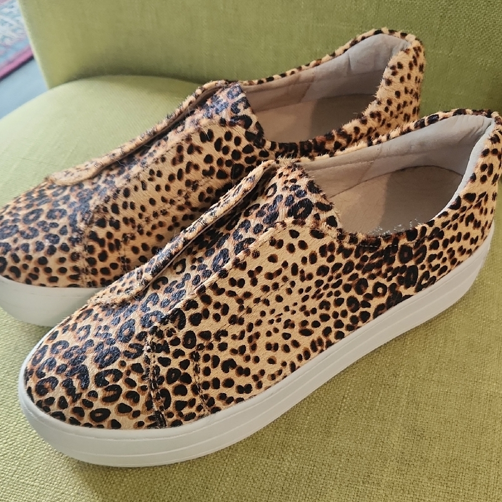 J/Slide Leopard Print Women's Sneakers